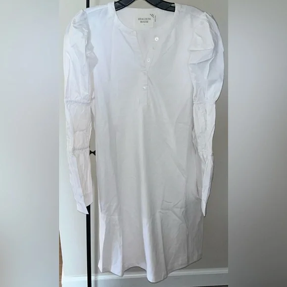 White Poplin Long Sleeve Willa Mini Knit Dress
HYACINTH HOUSE - Picture 6 of 8